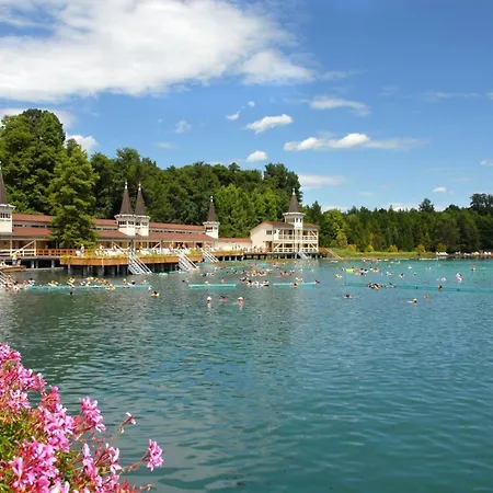 Auf Grossem Gartengrundstueck By Interhome Apartament *