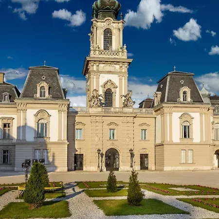 Auf Grossem Gartengrundstueck By Interhome * Cserszegtomaj