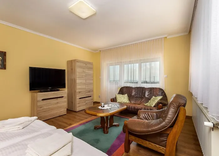 Auf Grossem Gartengrundstueck By Interhome Lejlighed