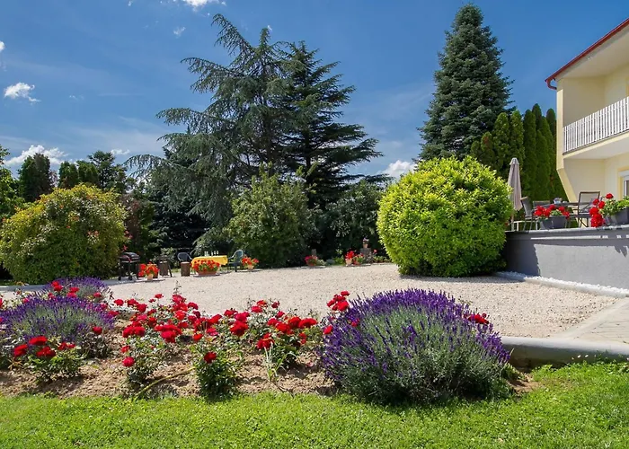 Auf Grossem Gartengrundstueck By Interhome Lejlighed *